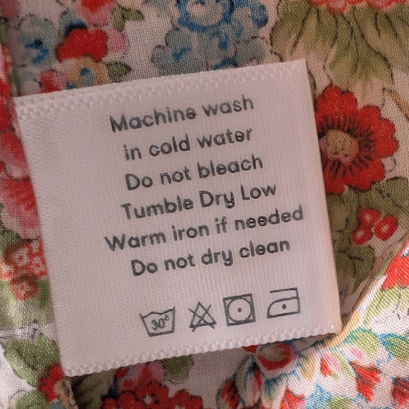 Roller Rabbit Floral Multicolor Top - Picture 11 of 12